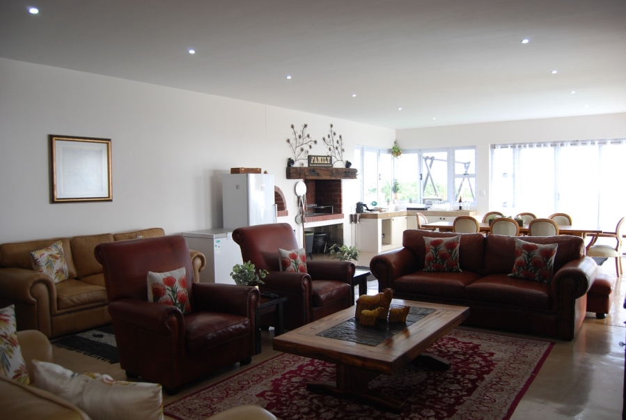 5 Bedroom Property for Sale in Country Club Western Cape